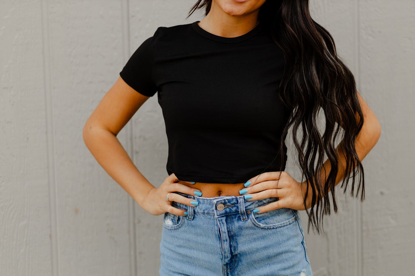 Solid Cropped Tee